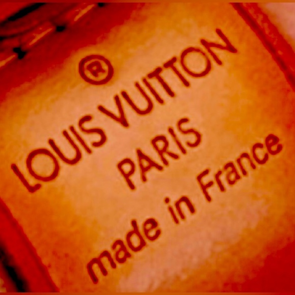 🌸Louis Vuitton🌸Strap / Cuff Holder🌸Measurements in Description🌸